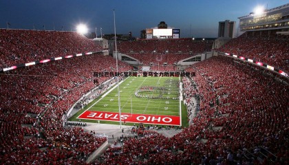 ued体育-阿拉巴伤缺6至8周，皇马全力助其迎战世俱杯