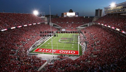 ued体育-勇士交易困局，名记曝库明加难换即战力，年轻球员成唯一回報